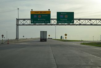 I-35 south at I-335/Kansas Tpk - Emporia