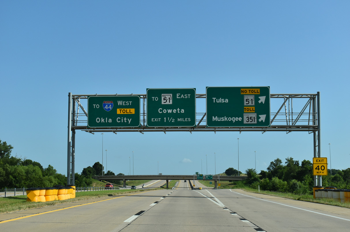 SH 364/Creek Tpk East at the cloverleaf interchange with the Muskogee Tpk