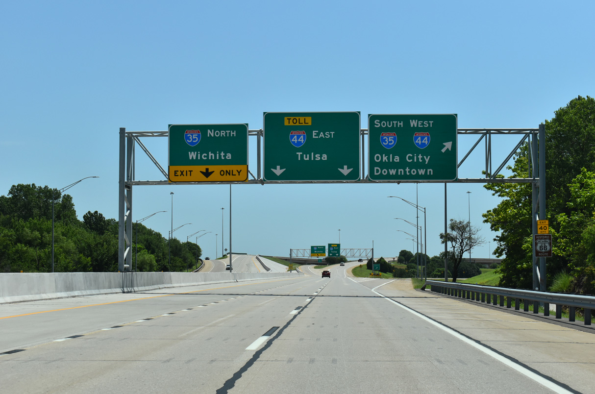 IH 344/Kilpatrick Tpk east at IH 35/44 in Oklahoma City, OK