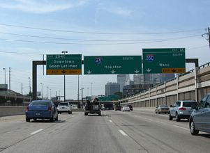 US 75/Central Expwy south at IH 345/SS 366 - 2009