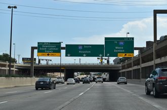 US 75/Central Expwy south at IH 345/SS 366 - Dallas, TX