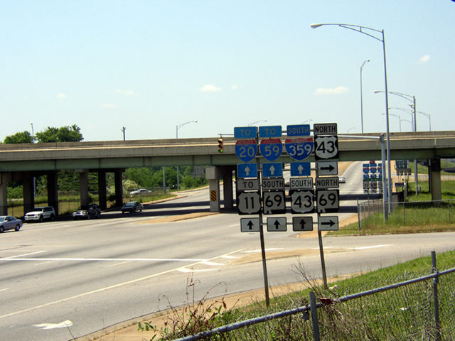 15th St west at I-359/US 11-43/SR 69 - Tuscaloosa, AL
