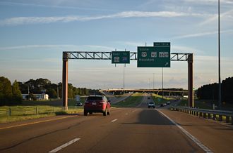 IH 369/US 59 south at SH 93/SL 151 - Texarkana, TX