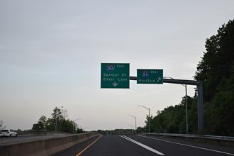 I-291 east at I-84/384 - Manchester, CT