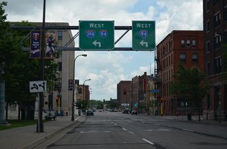 2nd Av N east at N 3rd St - Minneapolis, MN