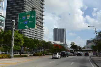 US 1/Biscayne Blvd north at I-395/SR A1A - Miami, FL