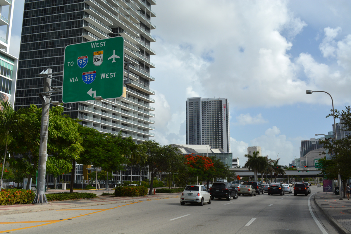 US 1/Biscayne Blvd north at I-395/SR A1A - Miami, FL