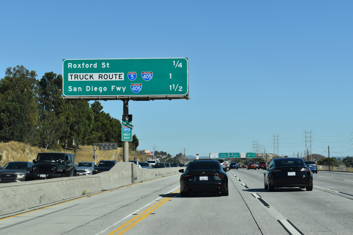 I-5 south at I-405 - San Fernando Valley