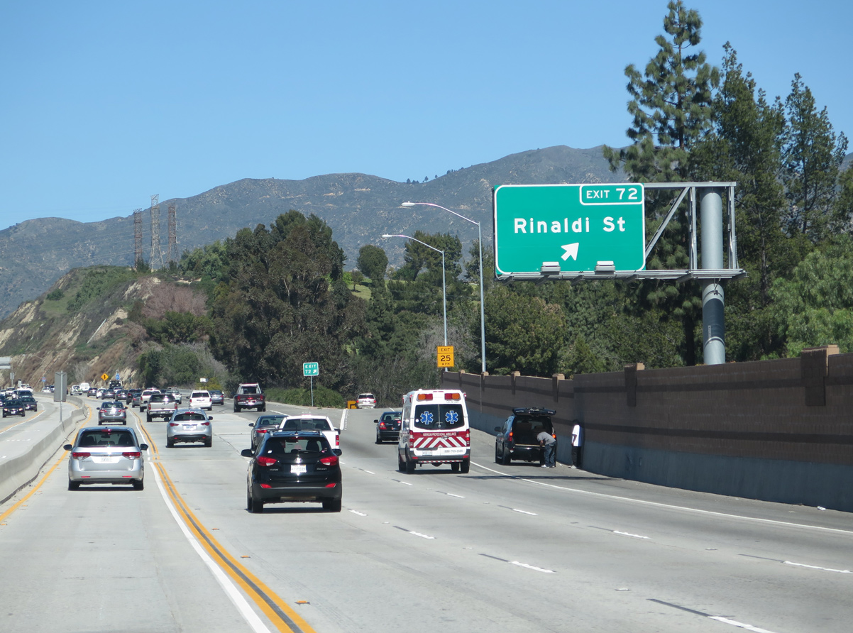I-405 north at I-5 - San Fernando Valley