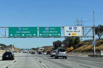 I-5 south at I-405 - San Fernando Valley
