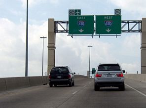 IH 10/US 87 east at IH 410 - San Antonio, TX