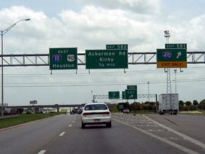IH 10/US 90 east at IH 410 - San Antonio, TX