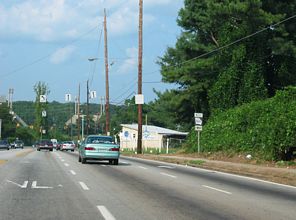 Lakewood Av north at SR 166 - Atlanta, GA