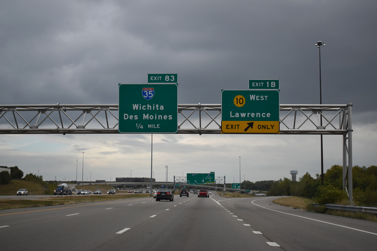 I-435 south at K-10/I-35 - Lenexa, KS