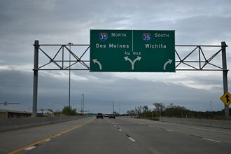 I-435 south at I-35/US 50 - Lenexa, KS