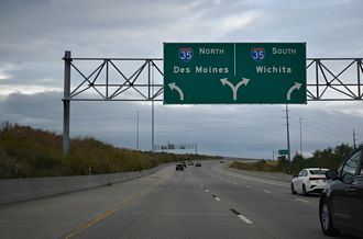 I-435 south at I-35/US 50 - Lenexa, KS