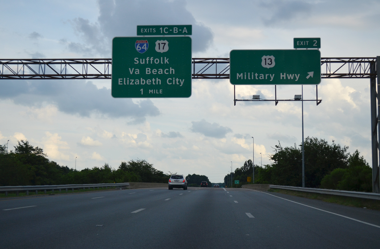 I-464 south at I-64/US 17/SR 168 - Chesapeake, VA