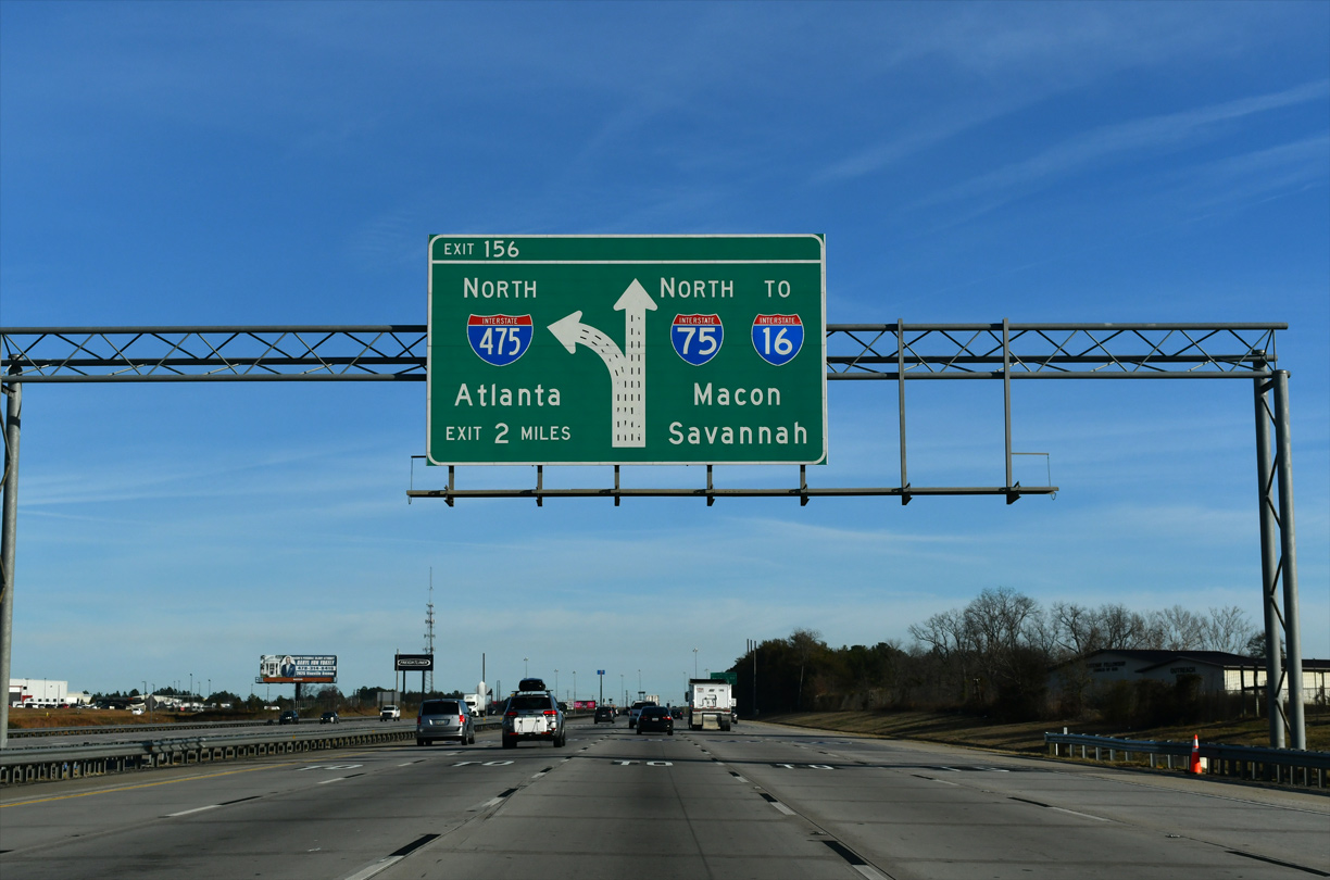 Two miles ahead of the separation with I-475 on I-75 north in Macon, GA