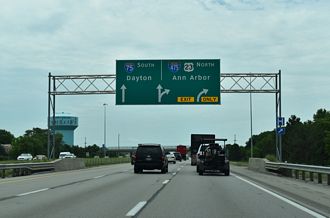 I-75/US 23 south at I-475 - Perrysburg, OH