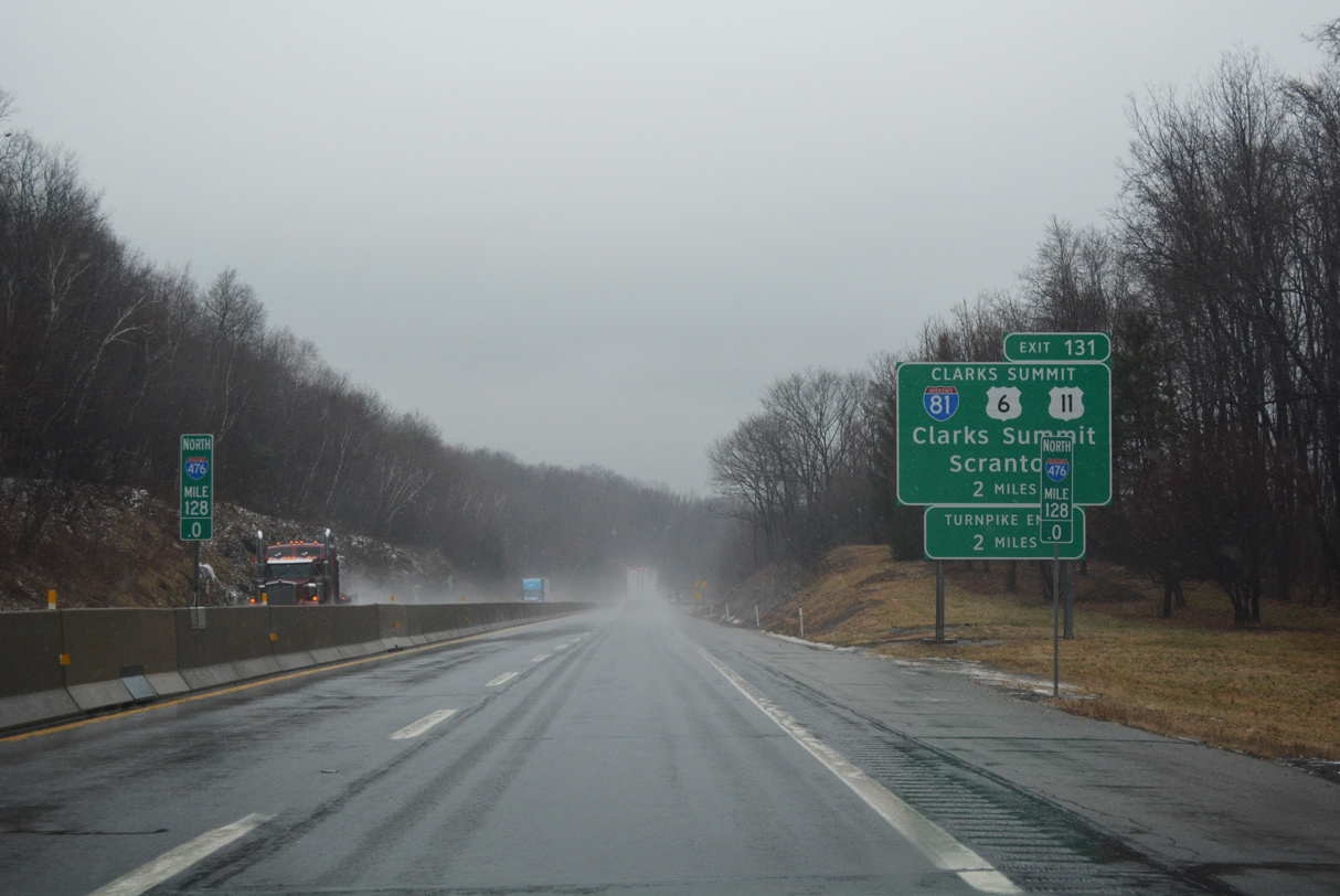 I-476 north at I-81/US 6-11 - Clarks Summit, PA