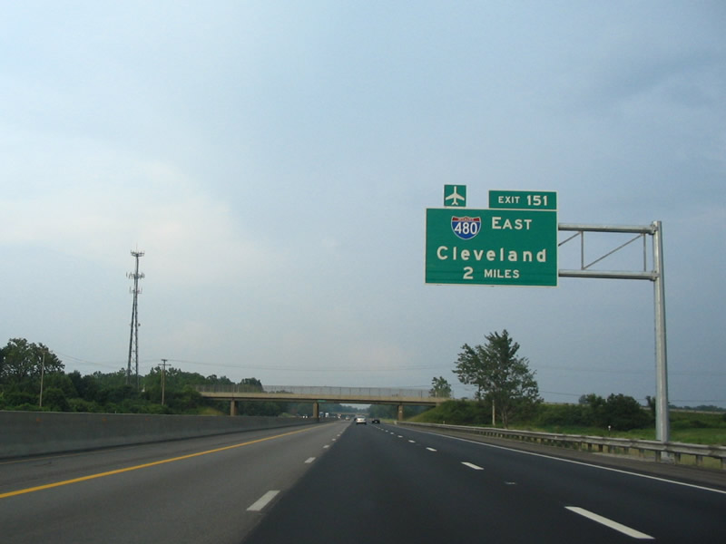 I-80/Ohio Tpk east at I-480 - North Ridgeville