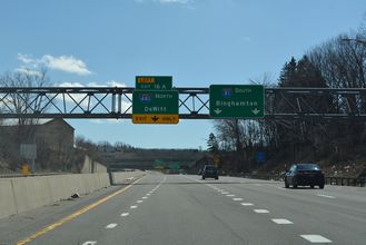 Left Exit 16 A connects I-81 south with I-481 northeast to DeWitt, NY.