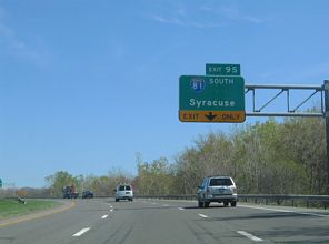 NY 481 south at I-81/481 - North Syracuse