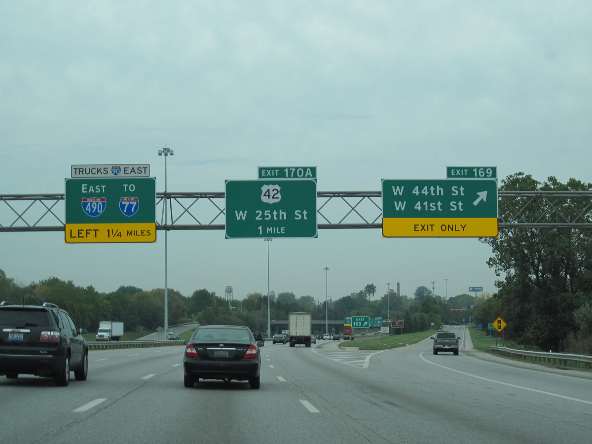 I-90 east at I-71/490 - Cleveland, OH