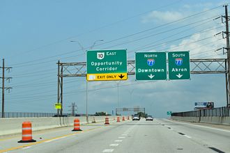 I-490 East ahead of SR 14 and I-77 in Cleveland, Ohio