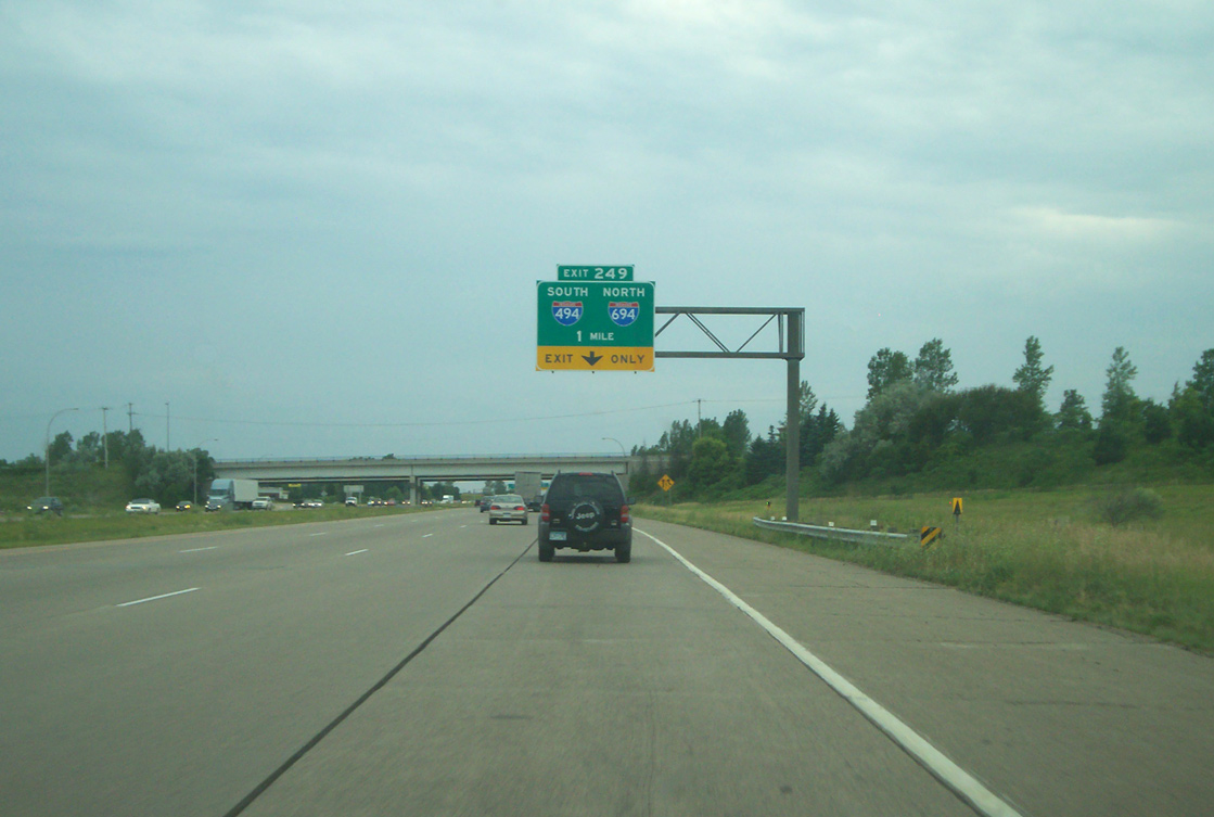 I-94/US 12 west at I-494/694 - Woodbury, MN