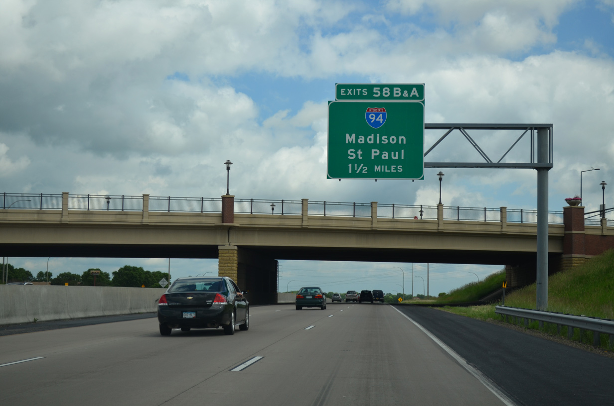 I-494 north at I-94/694-US 12 - Woodbury, MN