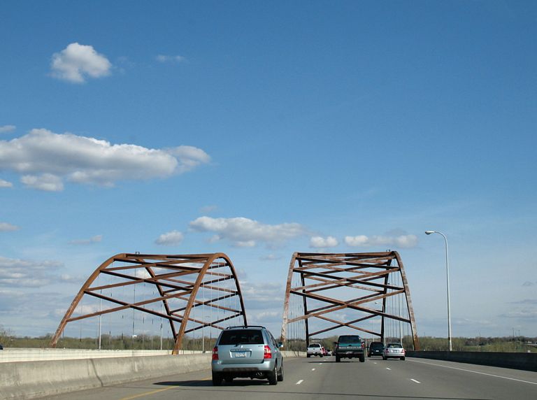 I-494 east - Wakota Bridge
