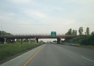 I-694 south at I-94/494-US 12 - Oakdale, MN