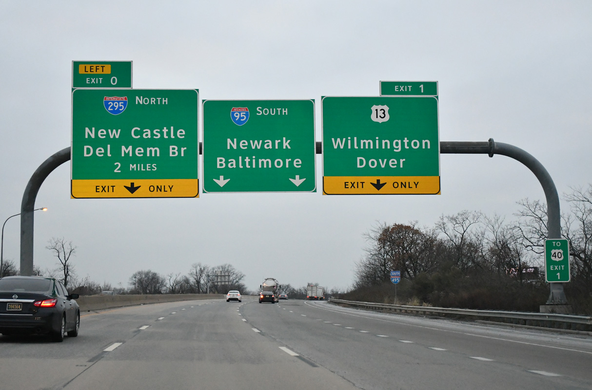 I-495 south ahead of US 13 and Minquadale, DE.