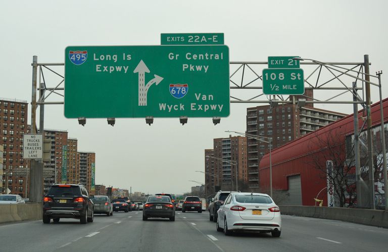 I-495 east at I-678 - Queens, NY