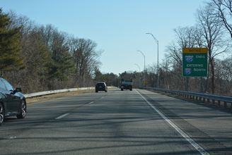 I-495 north at Route 110/I-95 - Amesbury, MA