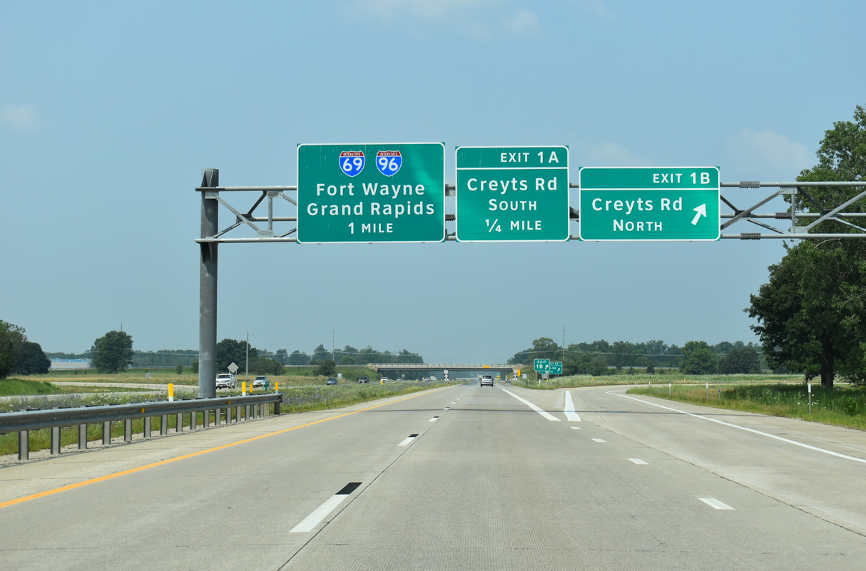 I-496 West one mile ahead of I-69/96 at Waverly, MI