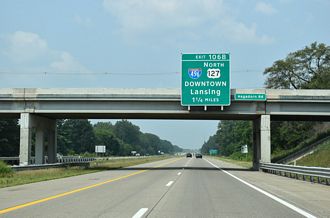 I-96 West 1.25 miles ahead of I-496/US 127