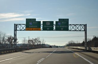 I-496 east at I-96/US 127 - Lansing, MI