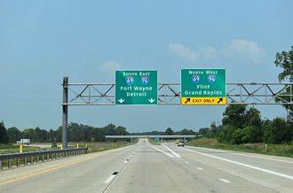 I-496 West at I-69/96 near Lansing and Waverly, MI