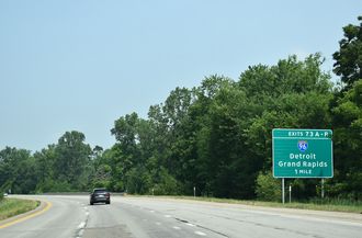US 127 North one mile ahead of I-96/496 near Holt, MI