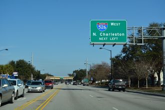 US 17 north at I-526/Hungryneck Blvd