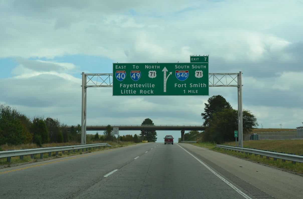 I-40 east at I-540/US 71 - Van Buren, AR