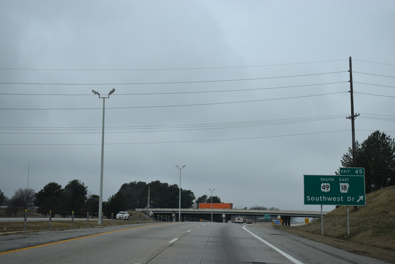 I-555 north at US 49-63/AR 18 - Jonesboro
