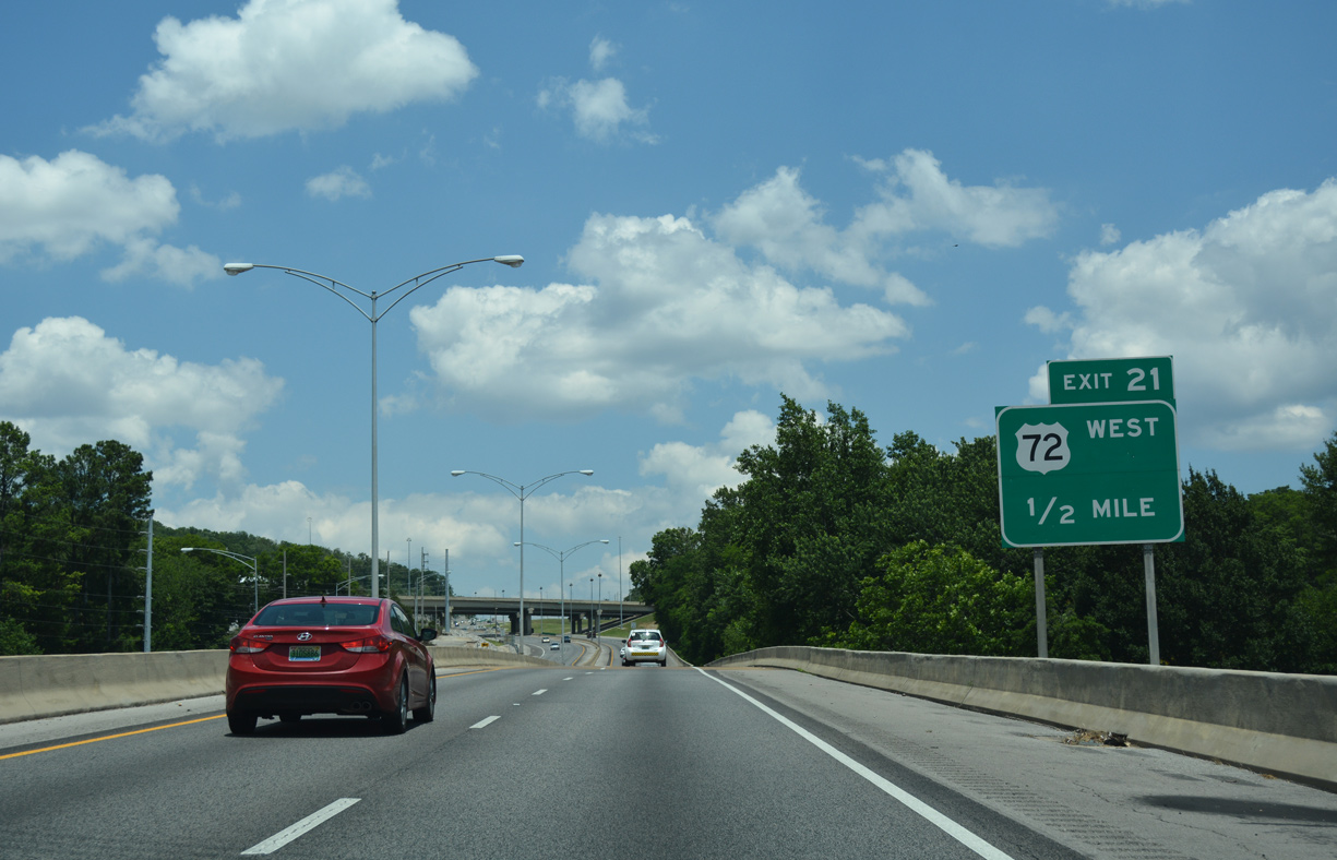 I-565 east at US 72 - Huntsville, AL