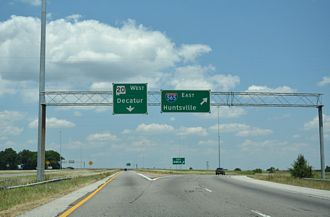 I-65 north at I-565/US 72 ALT-SR 20 - Decatur, AL