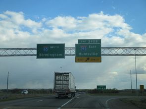 I-65 south at I-565/US 72 ALT-SR 20 - Decatur, AL