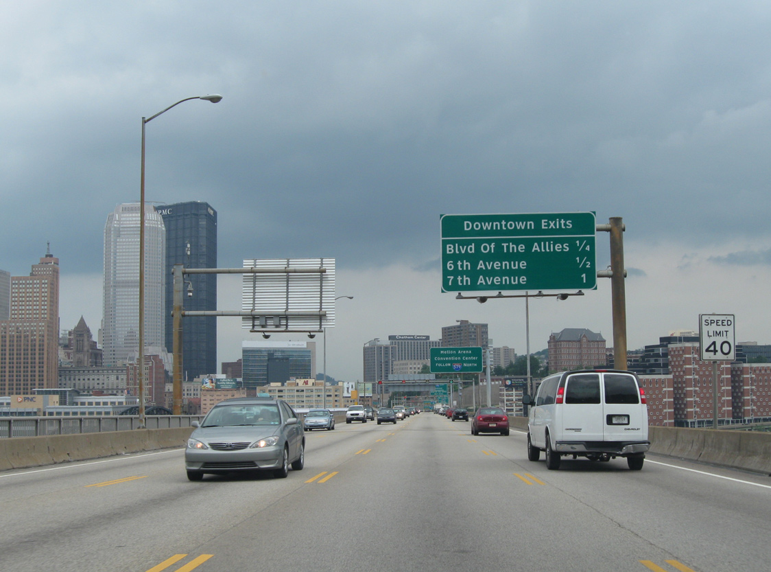 Liberty Bridge Approach north at I-579 - Pittsburgh, PA