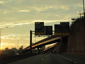 I-376 west at I-579 - Pittsburgh, PA