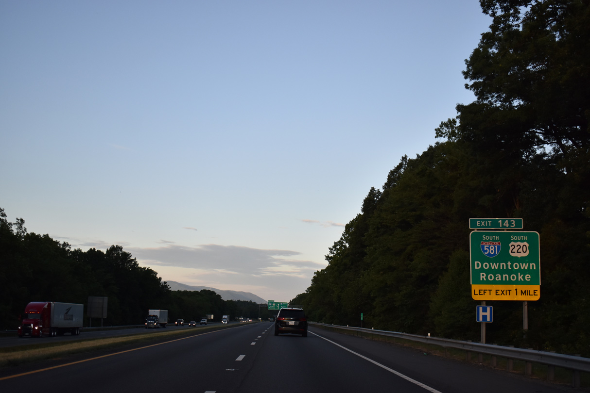 I-81/US 220 south at I-581 - Roanoke, VA